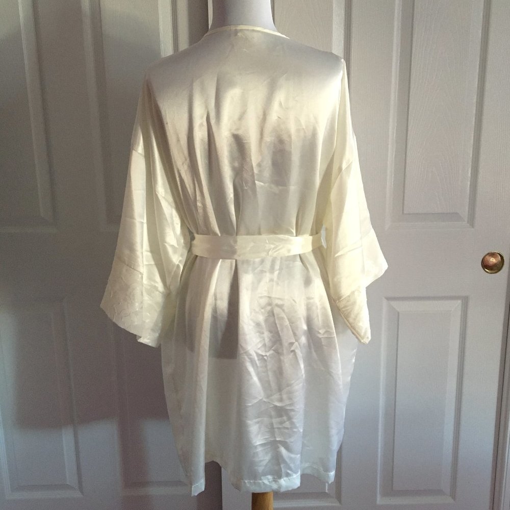 LA Intimates Satin Ivory Robe - Picture 5 of 6